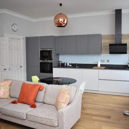 Bernard St - Bright And Spacious 1 Bed Apartment At The Shore! Édimbourg Extérieur photo