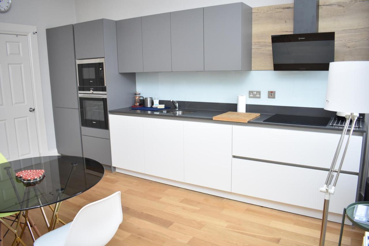 Bernard St - Bright And Spacious 1 Bed Apartment At The Shore! Édimbourg Extérieur photo
